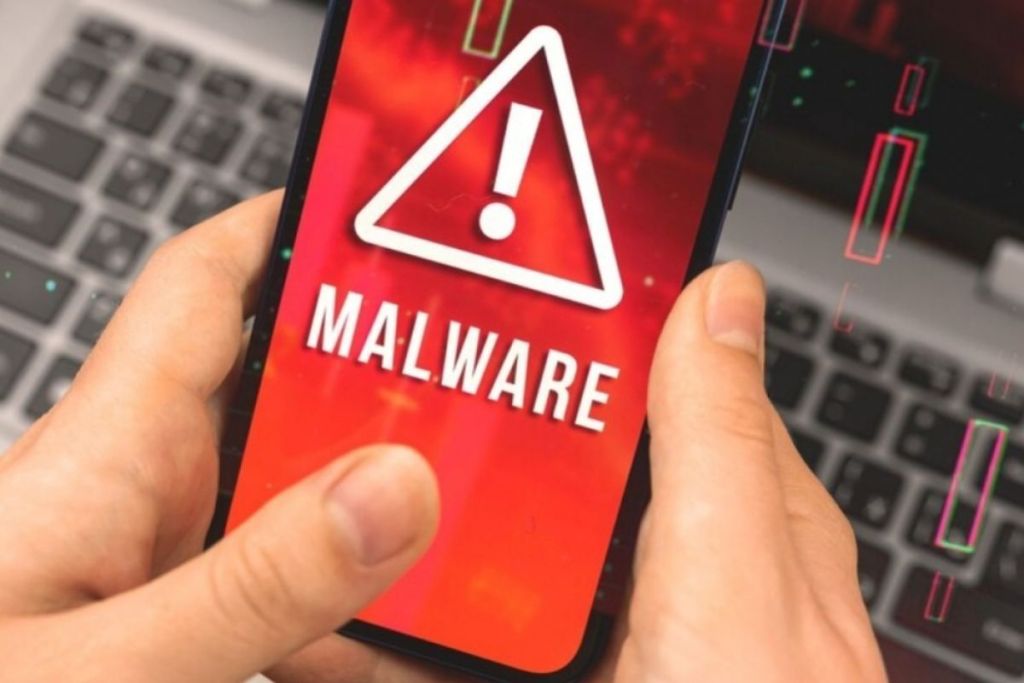 Ce Malware pénètre votre iPhone, pirate la reconnaissance faciale et vide votre compte en banque
